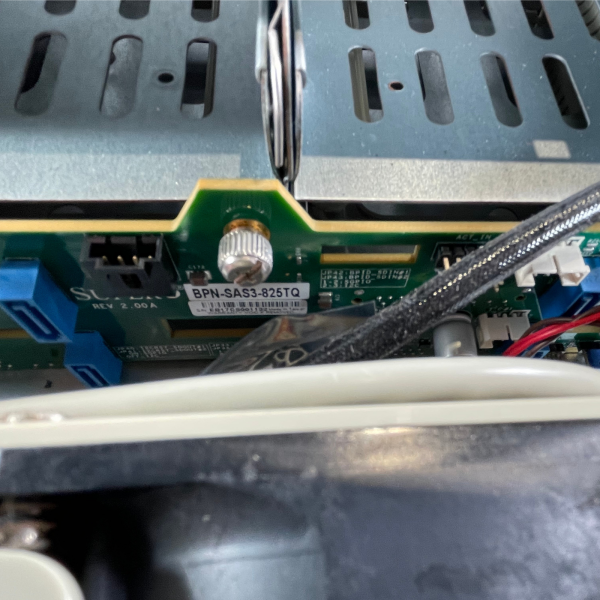 Supermicro CSE-825 Server Chassis 8xLFF Hot Swap BPN-SAS3-825TQ 600W PWS-605P-1H