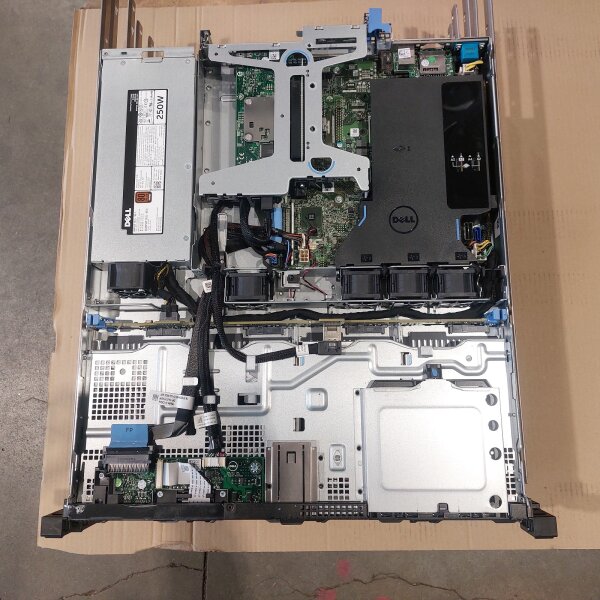 Dell PowerEdge R230 Xeon E3-1240 V5 32GB DDR4 H330 Rack Server inkl. Rail Kit