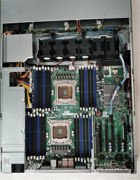 Supermicro CSE-815 X9DRi-LN4F+ Rev 1.10  4x3.5 LFF Dual LGA2011 w/o Caddys