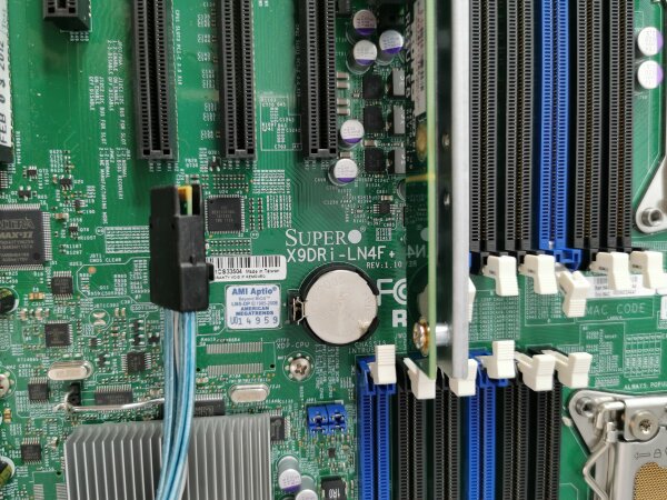 Supermicro CSE-815 X9DRi-LN4F+ Rev 1.10  4x3.5 LFF Dual LGA2011 w/o Caddys