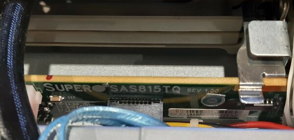 Supermicro Server Gehäuse CSE-813M 1U BPN-SAS815TQ 2x PWS-407P-1R 80+ Platinum