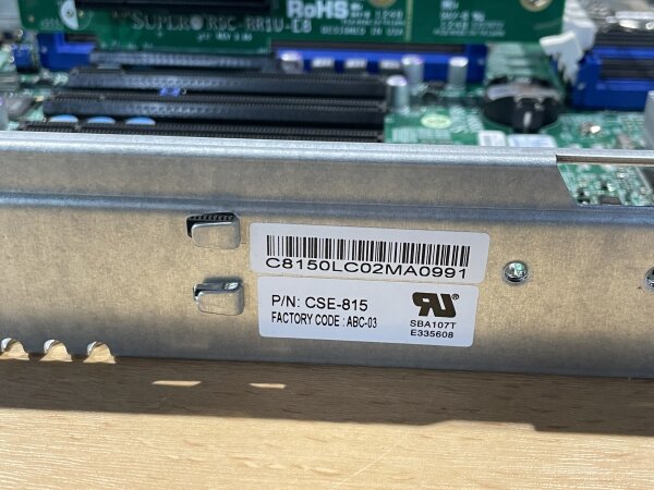 Supermicro Server CSE-815 1U X9DRI-LN4F Rev. 1.20A BPN-SAS815TQ PWS-605P-1H 80+