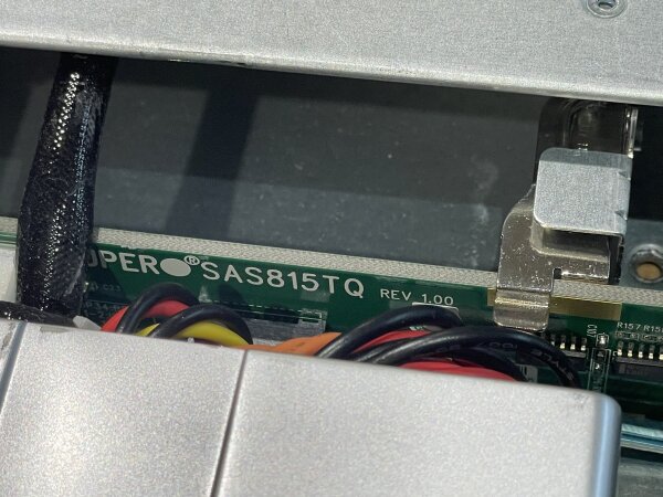 Supermicro Server CSE-815 1U X9DRI-LN4F Rev. 1.20A BPN-SAS815TQ PWS-605P-1H 80+