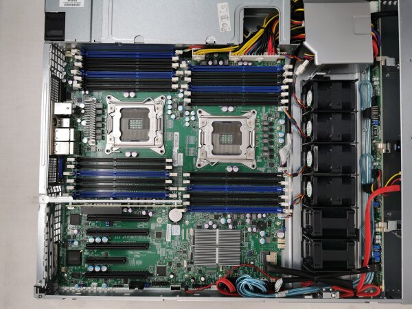 Supermicro Server CSE-815 1U X9DRI-LN4F Rev. 1.20A BPN-SAS815TQ PWS-605P-1H 80+