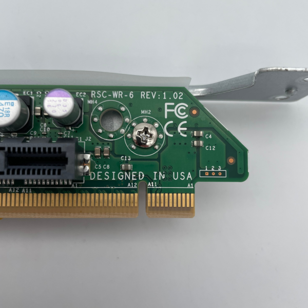 Supermicro Riser Cards RSC-WR-6 REV 1.02 & RSC-W-68 REV 1.0 inkl. Montageschiene
