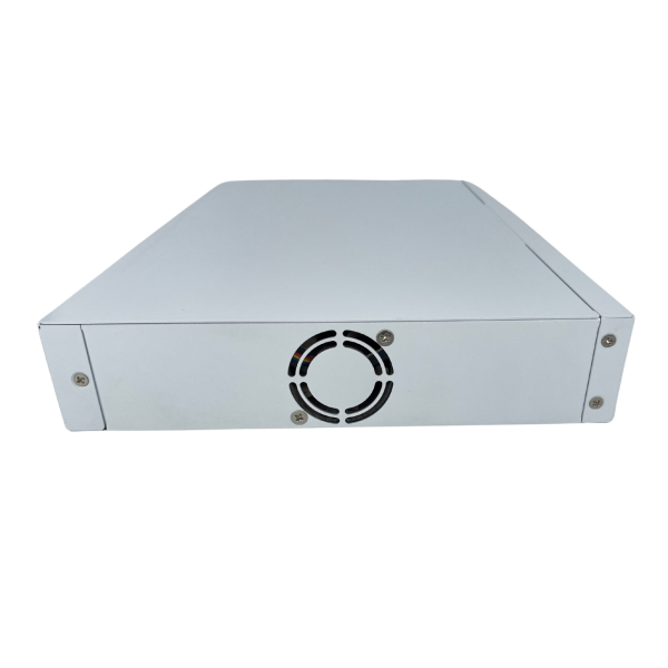 Sophos SG135 Rev. 3 Security Appliance Firewall Rackmount SFP 8x GbE 64GB SSD