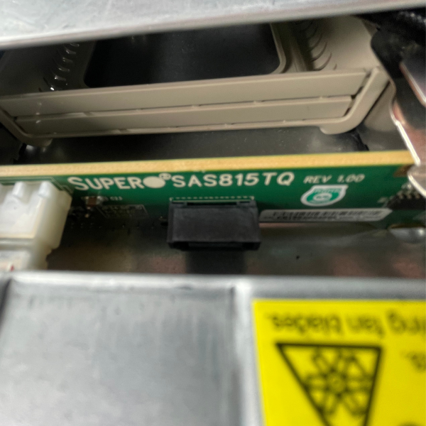 Supermicro CSE-813M 1U Chassis BPN-SAS815TQ 4x3,5 PWS-441P-1H 80 Plus Platinum