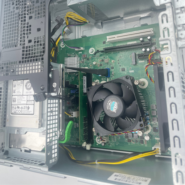 HP 295 G6 Microtower AMD Ryzen 3 4300G 8GB RAM 200GB SATA SSD AMD Grafik 180W