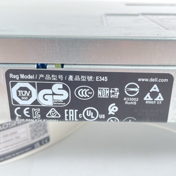 DELL PowerEdge R330 32GB RAM E3-1260Lv5 2,90 GHz 2x SATA 400GB SSD 2x 350W