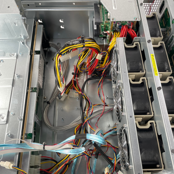 Supermicro CSE-847 4U 36x3,5 SATA SAS BPN-SAS3-846EL1 2x 1280W SQ Server Gehäuse