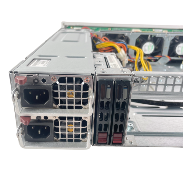 Supermicro CSE-216 2U Server Chassis 24x2,5 BPN-SAS3-216EL2 2x920W SQ Rear Cage