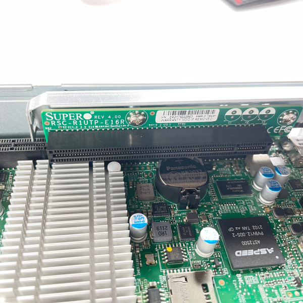 Supermicro SYS-2029TP-HC1R 2U 4-Node Server 24x2.5" Bays 2xPWS-2K20A-1R PSU