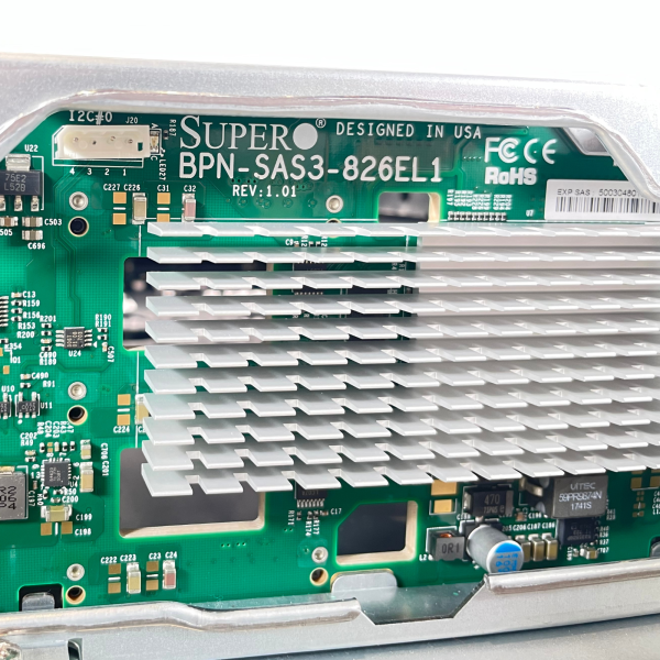 Supermicro CSE-826 2U Server BPN-SAS3-826-EL1 2xPWS-920P-SQ 920W PSU SATA Backplane mit Rear Cage