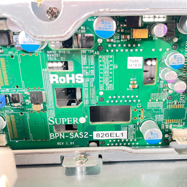 Supermicro CSE-826 2U Server BPN-SAS2-826-EL1 2xPWS-920P-SQ 920W PSU SATA Backplane mit Rear Cage