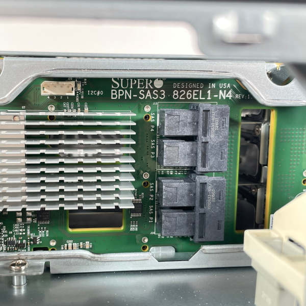 Supermicro CSE-826 2U Server Chassis 12xLFF BPN-SAS3-826-EL1-N4 2xPWS-1K23A-1R