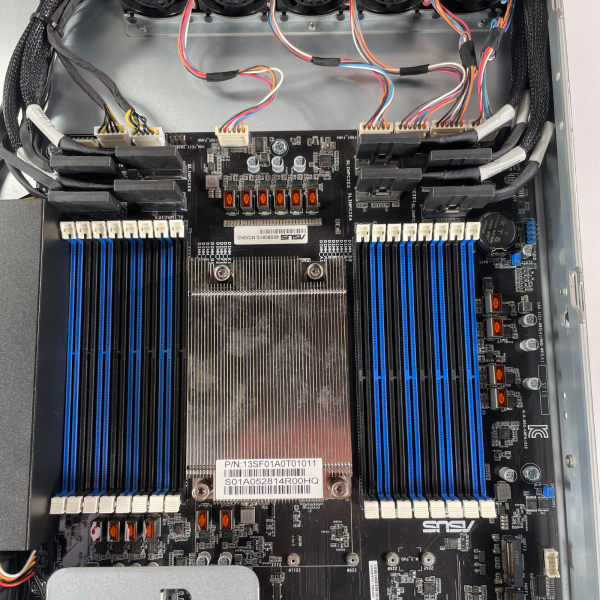 ASUS RS500A-E11-RS12U 1U Server Barebone 12xSFF NVMe/SAS/SATA EPYC 7003 w/Rails