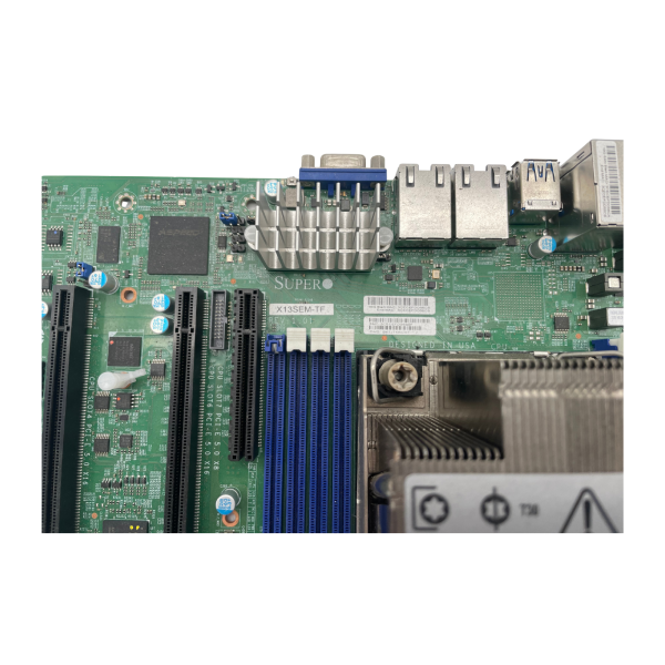 Supermicro X13SEM-TF Mainboard mit Intel Xeon Silver 4410Y CPU