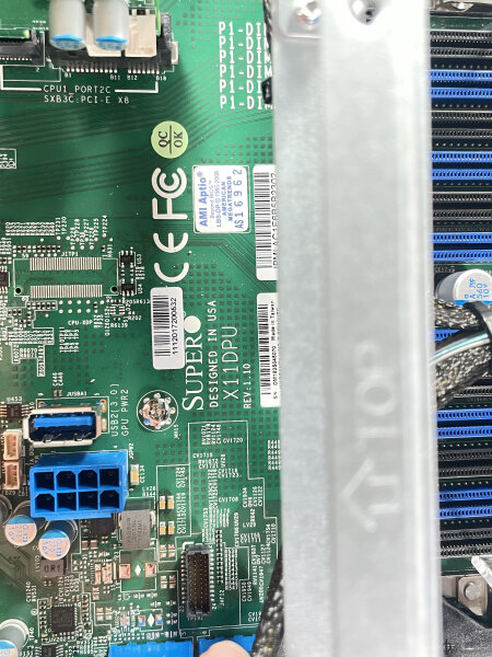 Supermicro CSE-829U X11DPU 2U Server 12x3,5 SAS3 4x10GbE 2x1000W