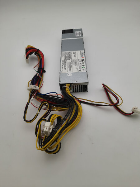 Supermicro Netzteil PWS-605P-1H 600 Watt 1U 80 Plus Platinum PSU