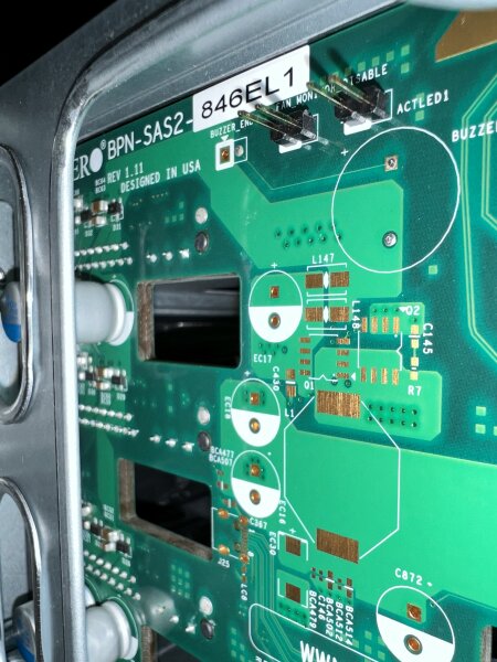 Supermicro CSE-847 X9DRD-7LN4F-JBOD 4U E5-2670 32GB DDR3 ECC 36x3,5" SQ-PSU