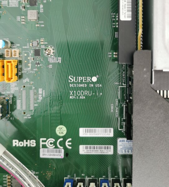 Supermicro CSE-819U X10DRU-i 2x E5-2667 V3 256GB DDR4 2133P 4x3,5" Caddys, Rails