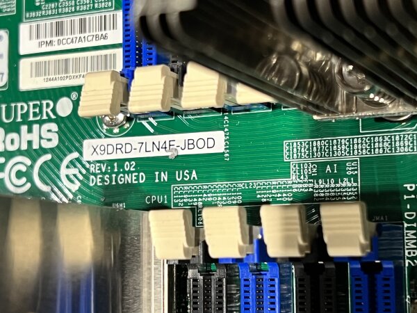 Supermicro CSE-847 X9DRD-7LN4F-JBOD 4U E5-2670 32GB DDR3 ECC 36x3,5" Barebone