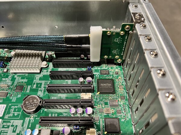 Supermicro CSE-847 X9DRD-7LN4F-JBOD 4U E5-2670 32GB DDR3 ECC 36x3,5" Barebone