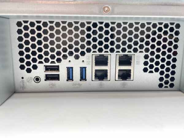 QNAP TS-1263U AMD Quad-Core 16GB RAM 12x 3.5" 10GbE SFP+ Intel Rails Rack